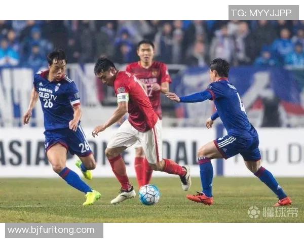 广州恒大与水原三星激战回顾球场上的激情与战术较量分析 广州恒大与水原三星激战回顾球场上的激情与战术较量分析