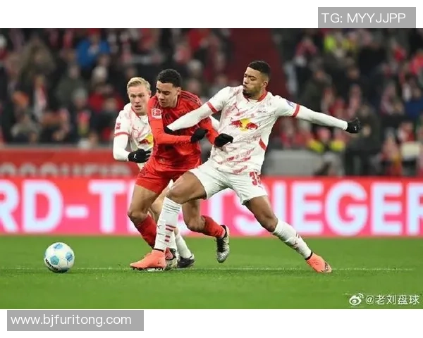 亨里希斯:基米希常会来问好受伤的我;想以主力身份踢世界杯 亨里希斯:基米希常会来问好受伤的我;想以主力身份踢世界杯